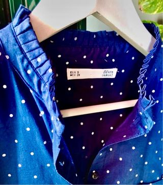 Blusa azul con lunares - Sin uso -