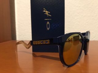 Gafas Oakley Azules y Doradas nuevas polarizadas