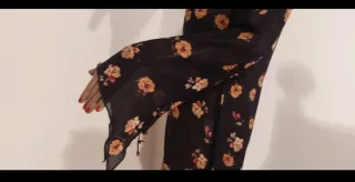 Blusa lunga floreale nera