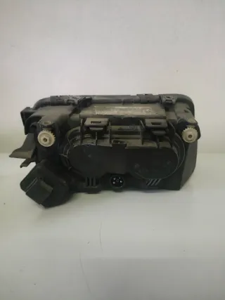 Foco Delantero Audi A3 8L