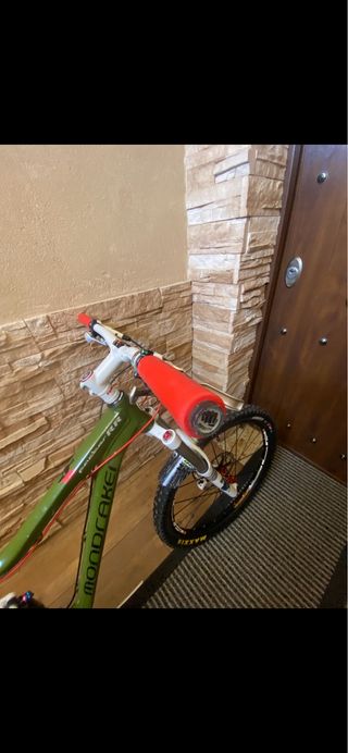 Bicicleta Mondraker
