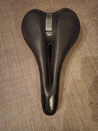 Sillín Selle Italia Gel Flow Negro