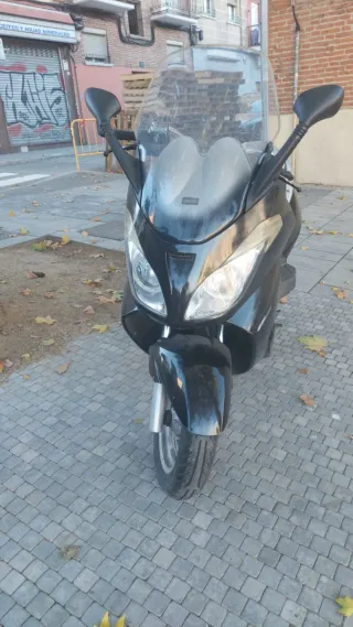 Moto Maxiscooter 125cc Automática