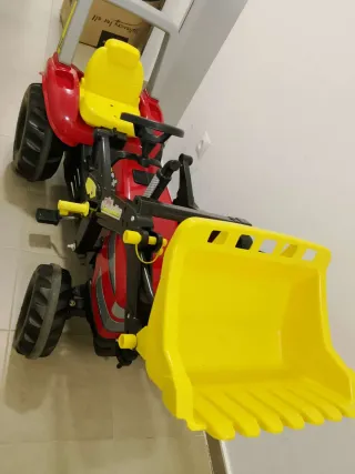 Tractor infantil con pala