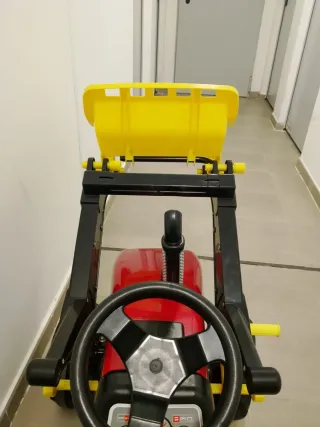 Tractor infantil con pala