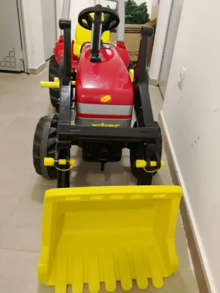 Tractor infantil con pala