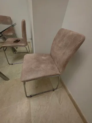 Mesa de comedor cristal y metal