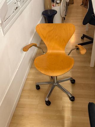 Silla de escritorio madera con ruedas