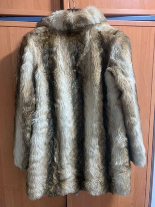 Abrigo de piel sintética