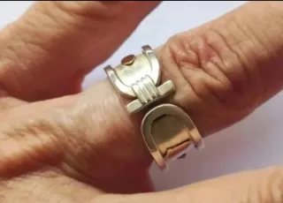 Colgante, pulsera y anillo cartucho real