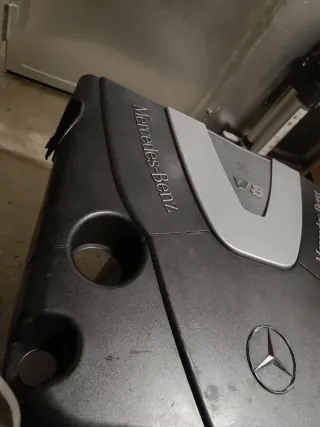 Tapa motor Mercedes ML V8