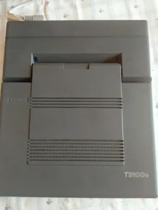 Maletín Vintage ,Portátil con Disquete