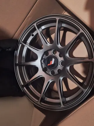 4 Llantas Japan Racing JR11 15