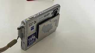 Cámara Digital Sony Cyber-shot DSC-T7