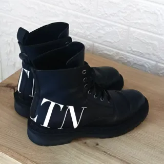 Stivaletti Valentino Garavani VLTN Neri