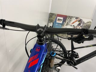 MONDRAKER SUPERFOXY CARBON RR T.L 2 MANO BICI MTB