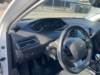 Peugeot 308 1.2 active 5p