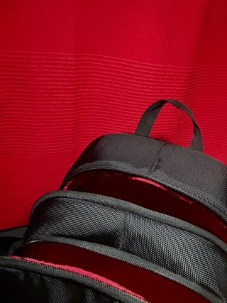 Cámara Canon EOS 1300D con objetivo