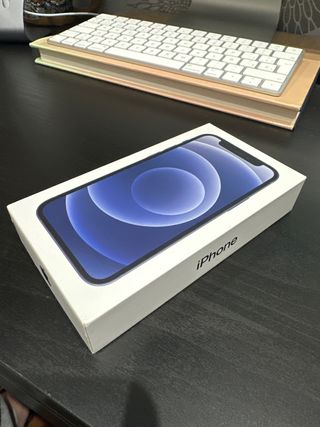 Scatole per iPhone 12 Mini e 15 Plus