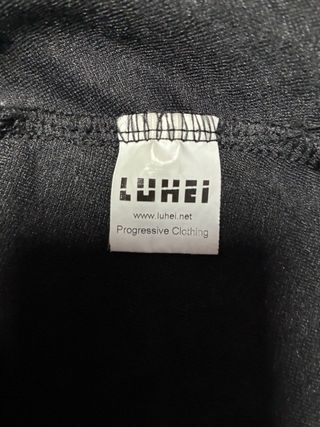 Vestido LUHEI techwear negro capucha Talla M