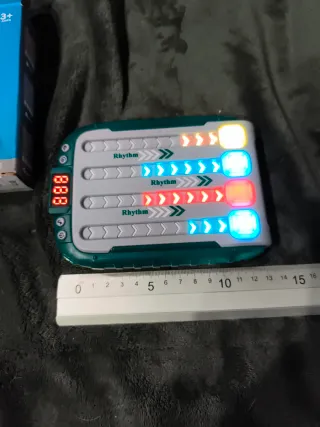 Máquina de juego RHYTHM