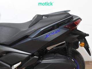 YAMAHA XMAX 125