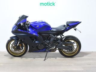 YAMAHA R7 (A)