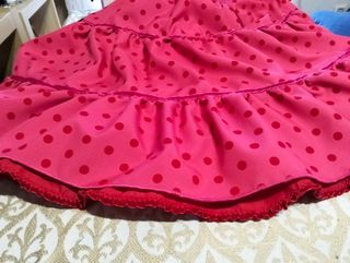 Traje de flamenca rosa rojo con lunares, canastero