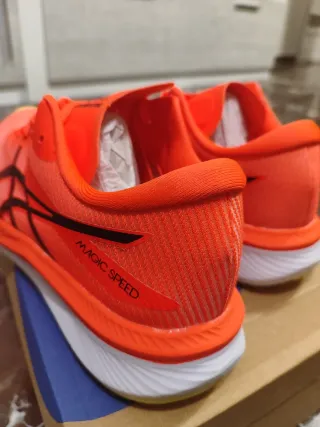 Zapatillas Asics Magic Speed 3 - Talla 44