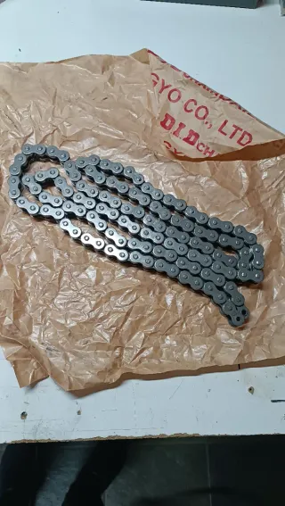Cadena de moto D.I.D 525