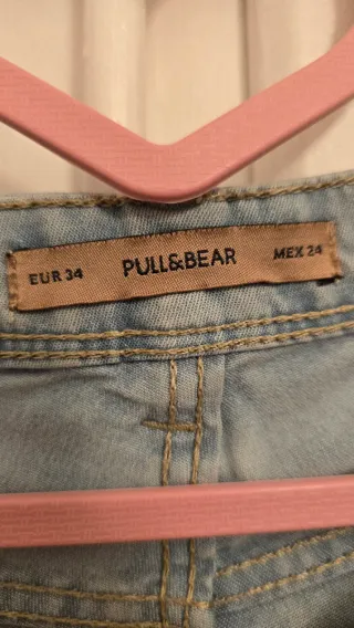 Pantalones vaqueros claros con rayas