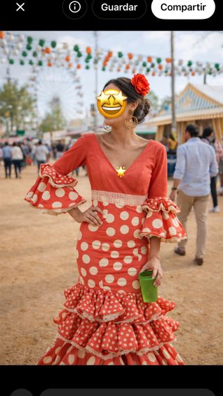 Traje de flamenca rojo y blanco