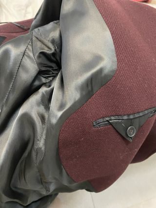 Abrigo Zara Burdeos Talla L