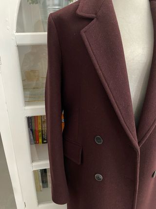 Abrigo Zara Burdeos Talla L