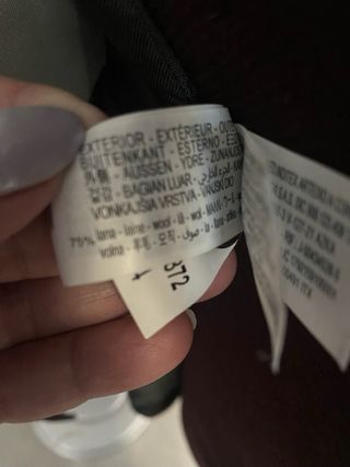 Abrigo Zara Burdeos Talla L