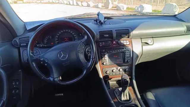 Mercedes-Benz Clase C 2001