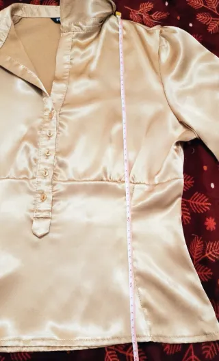 Blusa Tejido Metalizado Dorado