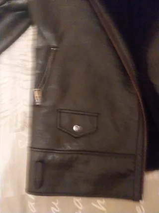 Cazadora polipiel efecto piel mujer