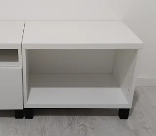 Módulo Ikea BESTA blanco y puerta GLASSVIK