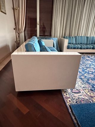 Coppia divani bianchi Saratoga anni '60/'70