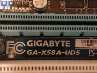 NO NEGOCIABLE Placa Base Gigabyte + Procesador i7
