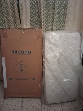 Colchón y cuna Micuna para bebé