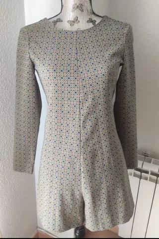 Mono corto estampado Zara TRF