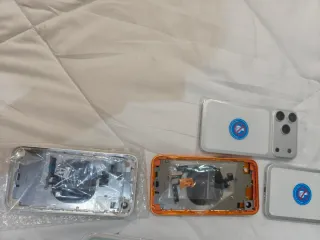 Cover e fondine posteriori per iPhone