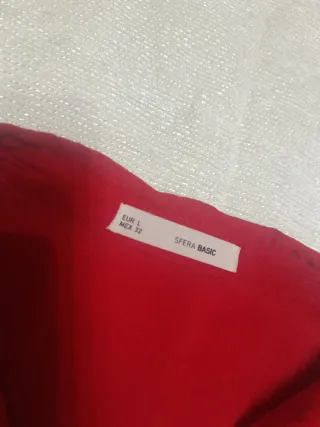 Camisa roja manga larga