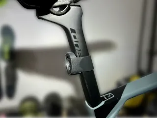 Soporte para luz de bicicleta