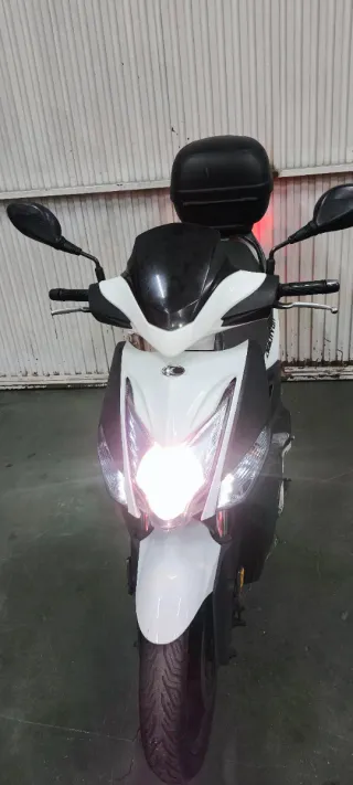 Kymco Agility 125cc Scooter