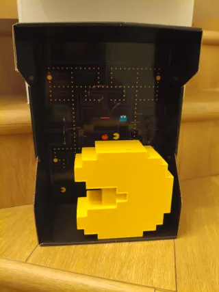 PAC-MAN Classic 12 Games - Console