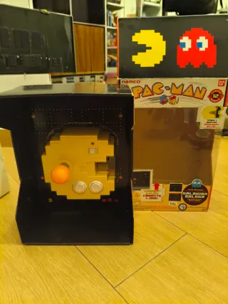 PAC-MAN Classic 12 Games - Console