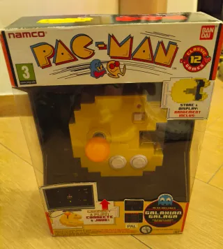 PAC-MAN Classic 12 Games - Console